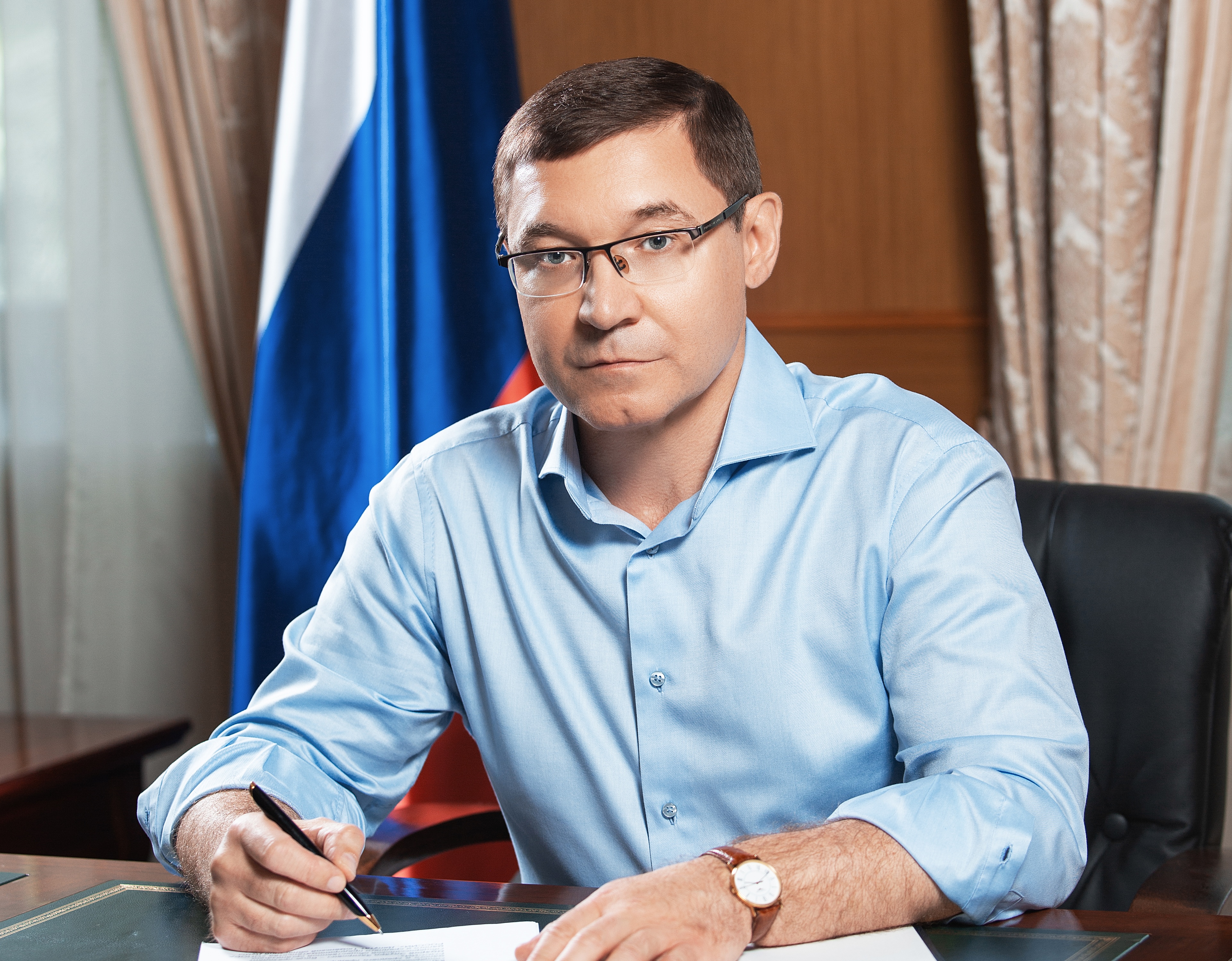 ПОЗДРАВЛЕНИЕ СЕКРЕТАРЯ ГЕНЕРАЛЬНОГО СОВЕТА ПАРТИИ